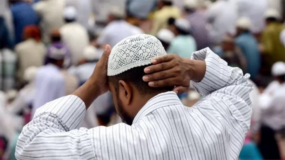 New Delhi: धर्मनिरपेक्ष देश में धर्म के आधार पर आरक्षण क्यों? कर्नाटक और तेलंगाना में Muslim Reservation के मुद्दे ने राजनीति को क्यों गर्मा दिया है?